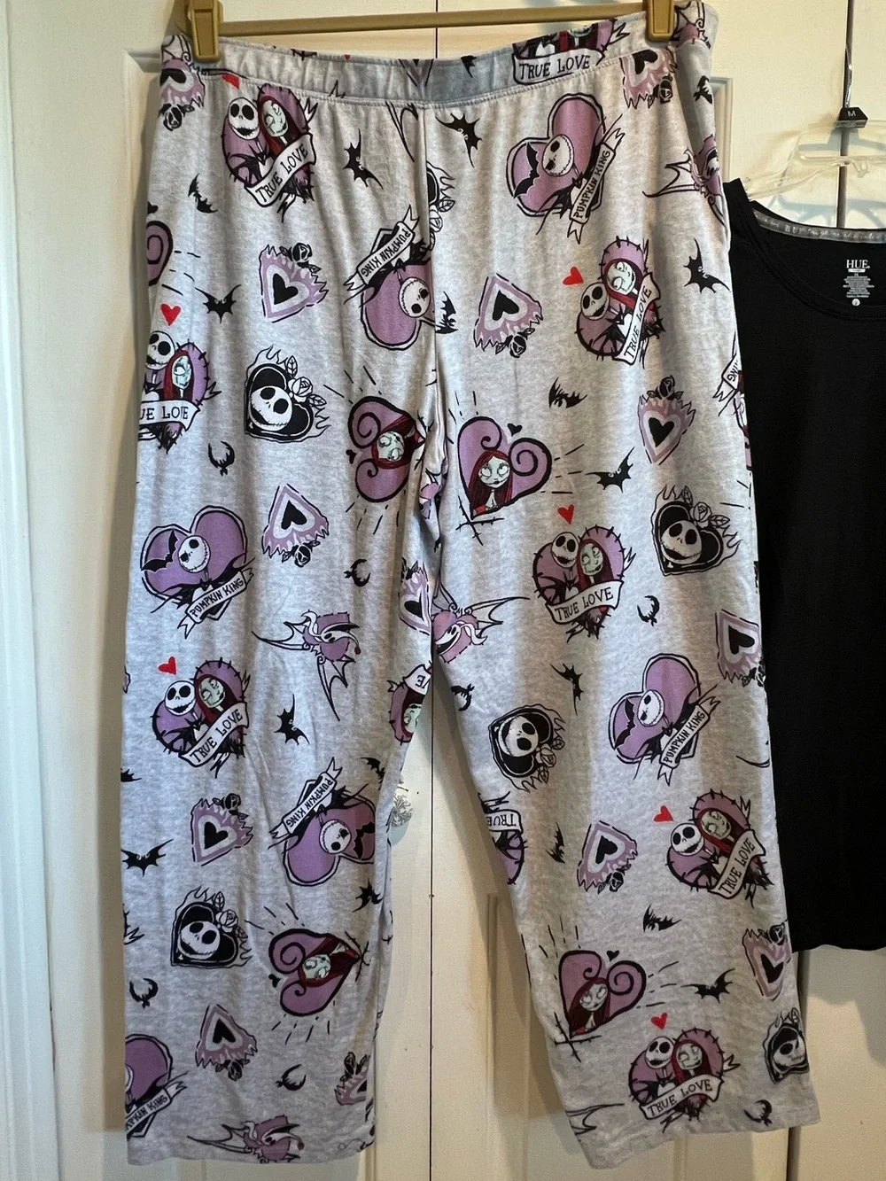 2 Pc PJ Set 💜🖤Disney’s Nightmare B4 Christmas Pants w Pockets & a Black tee - Picture 3 of 12